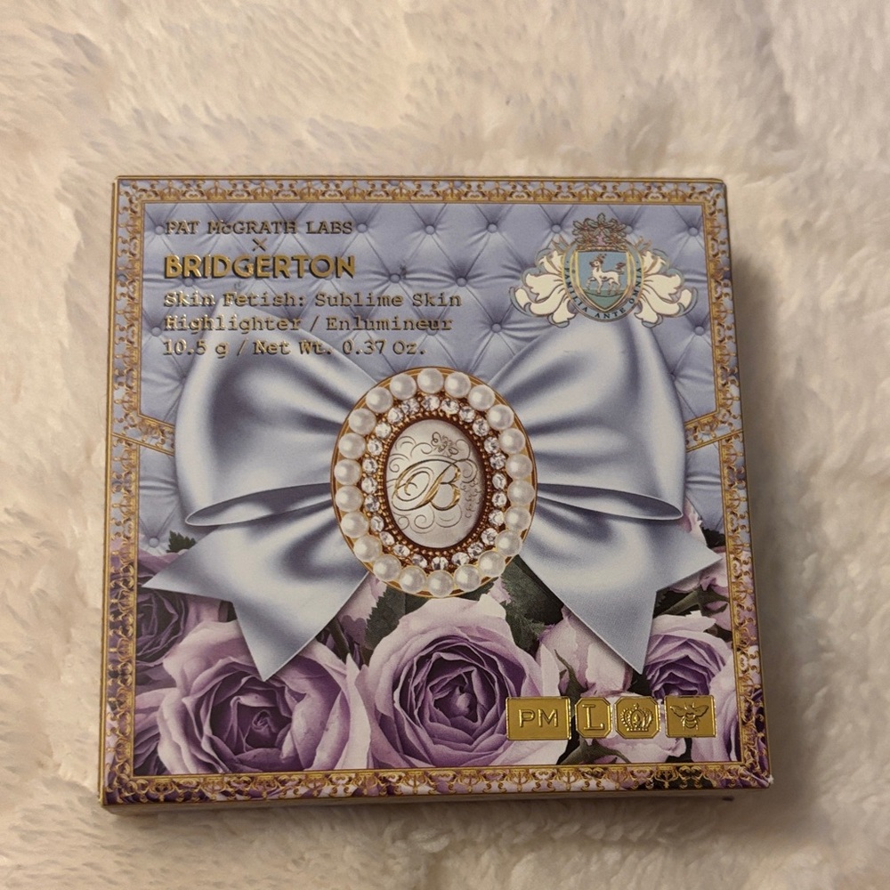 Pat McGrath Bridgerton Highlighter - Purple and Gold